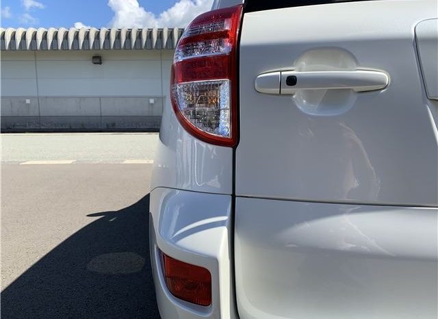 Toyota RAV4 Style 2012 full