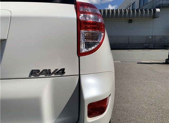 Toyota RAV4 Style 2012 full