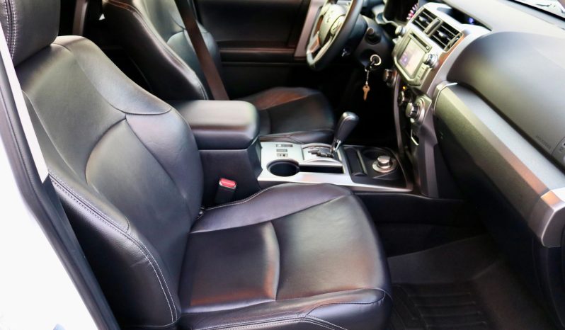 2016 TOYOTA 4RUNNER SR5 4X4 full