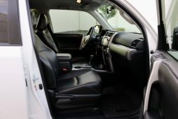 2016 TOYOTA 4RUNNER SR5 4X4 full