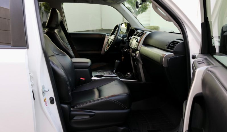 2016 TOYOTA 4RUNNER SR5 4X4 full