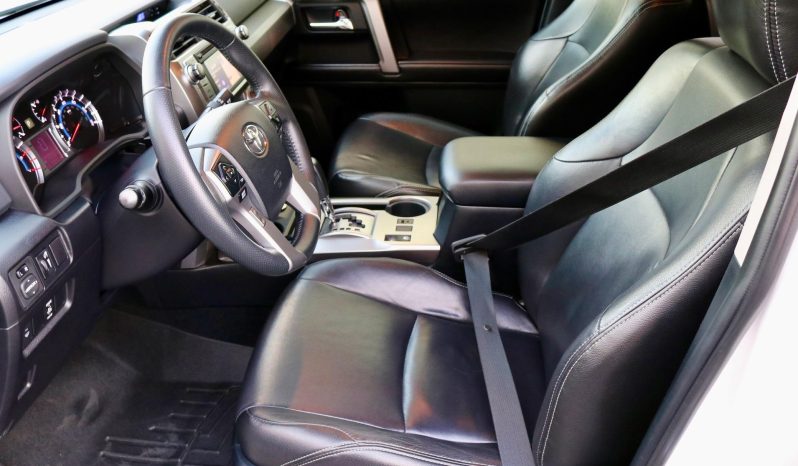 2016 TOYOTA 4RUNNER SR5 4X4 full