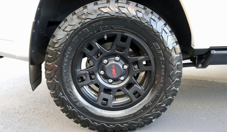 2016 TOYOTA 4RUNNER SR5 4X4 full