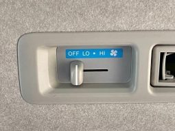 TOYOTA HIACE VAN SUPER GL DARK PRIME 2017 full