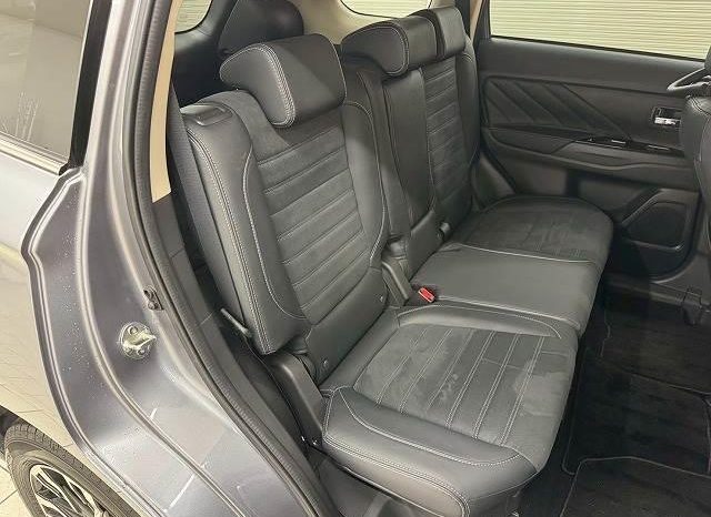 MITSUBISHI OUTLANDER PHEV G 2017 full