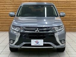 MITSUBISHI OUTLANDER PHEV G 2017 full