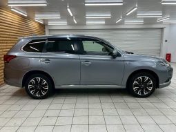 MITSUBISHI OUTLANDER PHEV G 2017 full