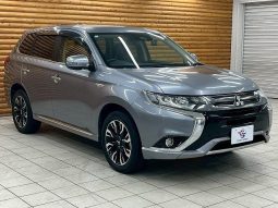 MITSUBISHI OUTLANDER PHEV G 2017 full