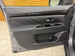 MITSUBISHI OUTLANDER PHEV G 2017 full