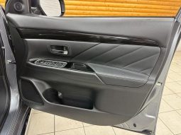 MITSUBISHI OUTLANDER PHEV G 2017 full