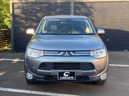 Mitsubishi Outlander 24G Navi Package 2014 full