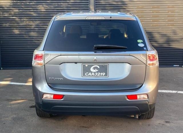 Mitsubishi Outlander 24G Navi Package 2014 full