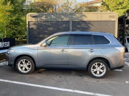 Mitsubishi Outlander 24G Navi Package 2014 full