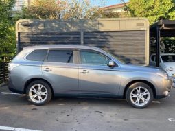 Mitsubishi Outlander 24G Navi Package 2014 full