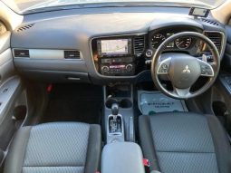 Mitsubishi Outlander 24G Navi Package 2014 full