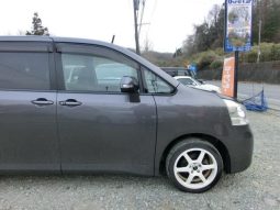 Toyota Noah X L Selection 2008 full