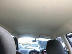 Nissan Juke 15RX 2010 full