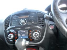 Nissan Juke 15RX 2010 full