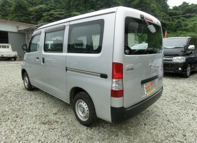 Toyota Liteace Van DX 2016 full