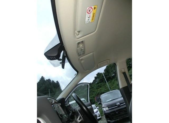 Mitsubishi Outlander PHEV G Navi Package 2013 full