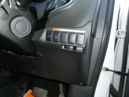 Mitsubishi Outlander PHEV G Navi Package 2013 full