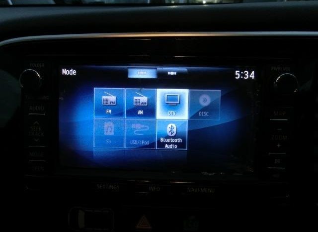 Mitsubishi Outlander PHEV G Navi Package 2013 full