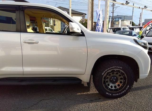 TOYOTA LAND CRUISER PRADO TX L PACKAGE 2015 full