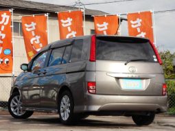 Toyota Isis Platana 2008 full