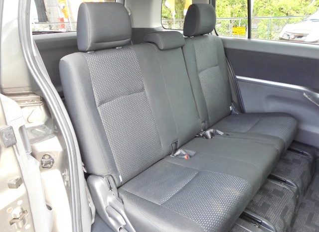 Toyota Isis Platana 2008 full