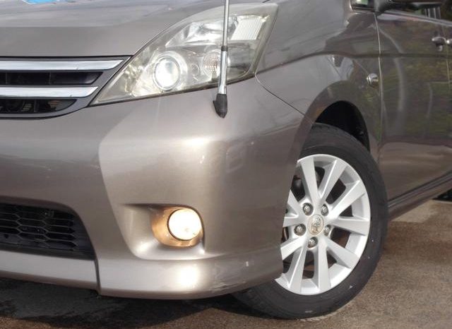 Toyota Isis Platana 2008 full