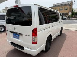 TOYOTA HIACE VAN LONG SUPER GL 2016 full