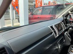 TOYOTA HIACE VAN LONG SUPER GL 2016 full