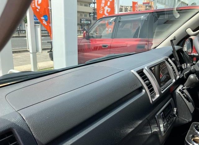 TOYOTA HIACE VAN LONG SUPER GL 2016 full