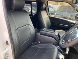 TOYOTA HIACE VAN LONG SUPER GL 2016 full