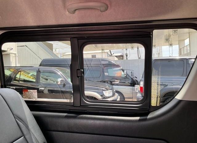 TOYOTA HIACE VAN LONG SUPER GL 2016 full