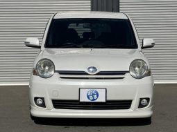 Toyota Sienta X L Package 2011 full