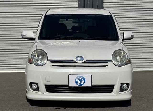 Toyota Sienta X L Package 2011 full