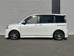 Toyota Sienta X L Package 2011 full