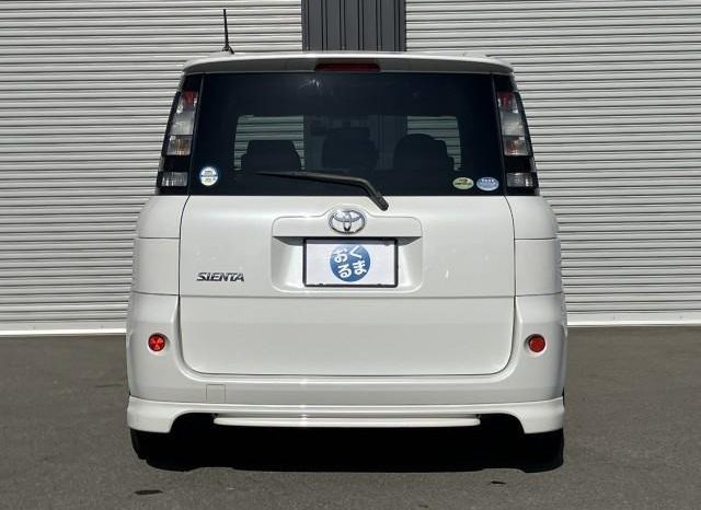 Toyota Sienta X L Package 2011 full