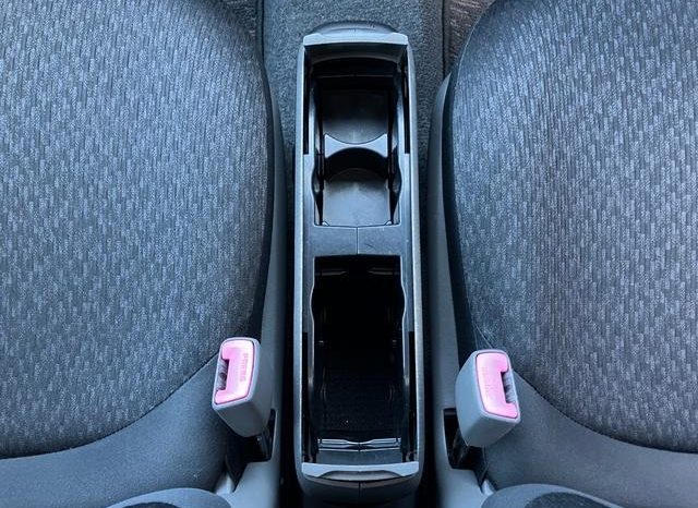 Toyota Sienta X L Package 2011 full