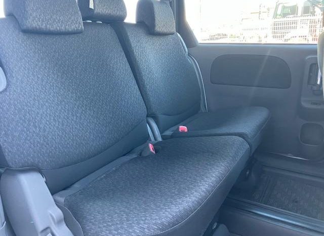 Toyota Sienta X L Package 2011 full