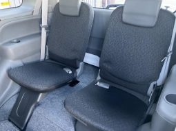 Toyota Sienta X L Package 2011 full