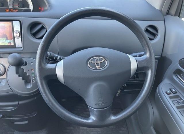 Toyota Sienta X L Package 2011 full