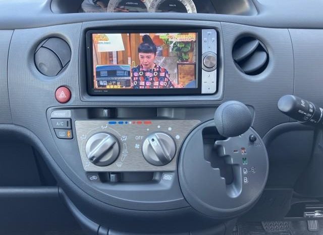 Toyota Sienta X L Package 2011 full