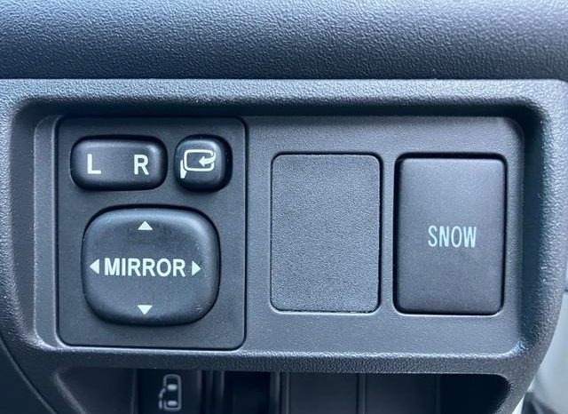 Toyota Sienta X L Package 2011 full