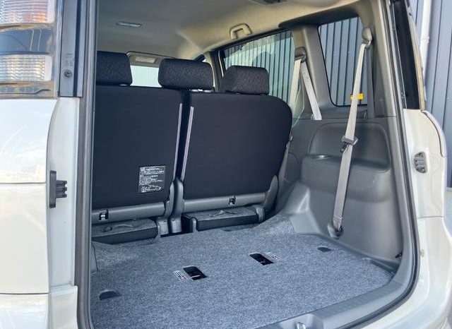 Toyota Sienta X L Package 2011 full