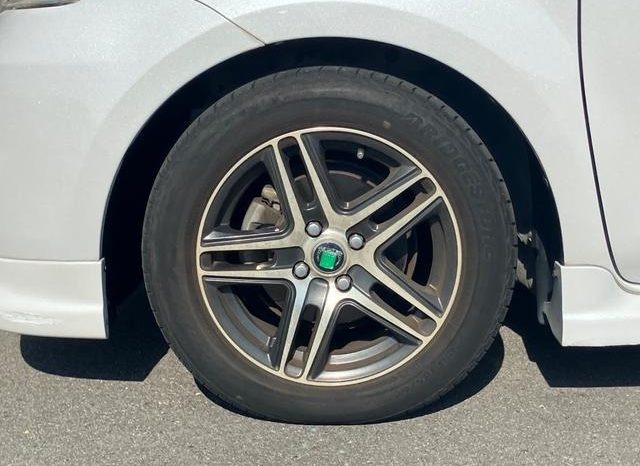 Toyota Sienta X L Package 2011 full