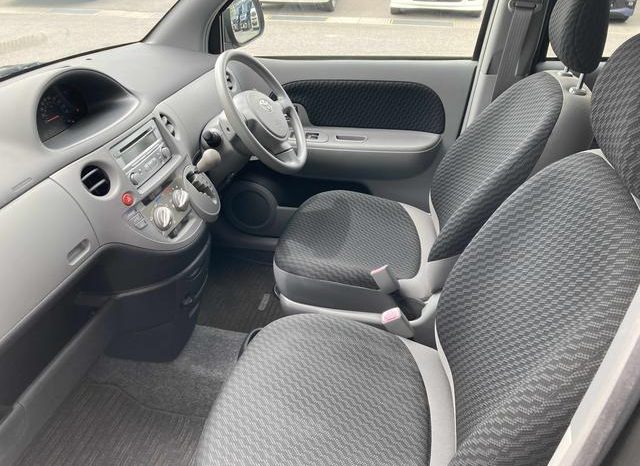 Toyota Sienta X Limited 2008 full