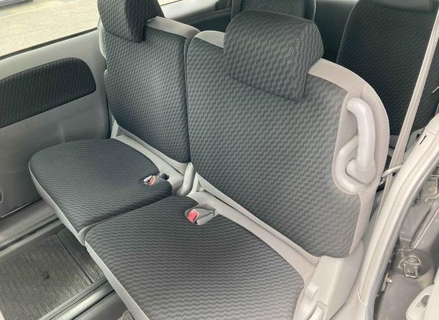 Toyota Sienta X Limited 2008 full