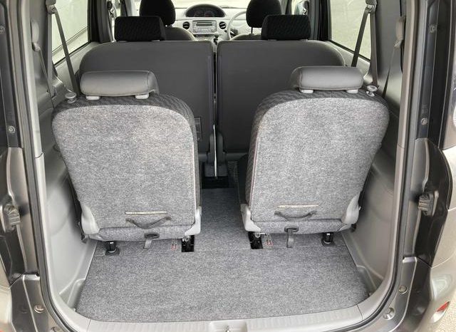 Toyota Sienta X Limited 2008 full